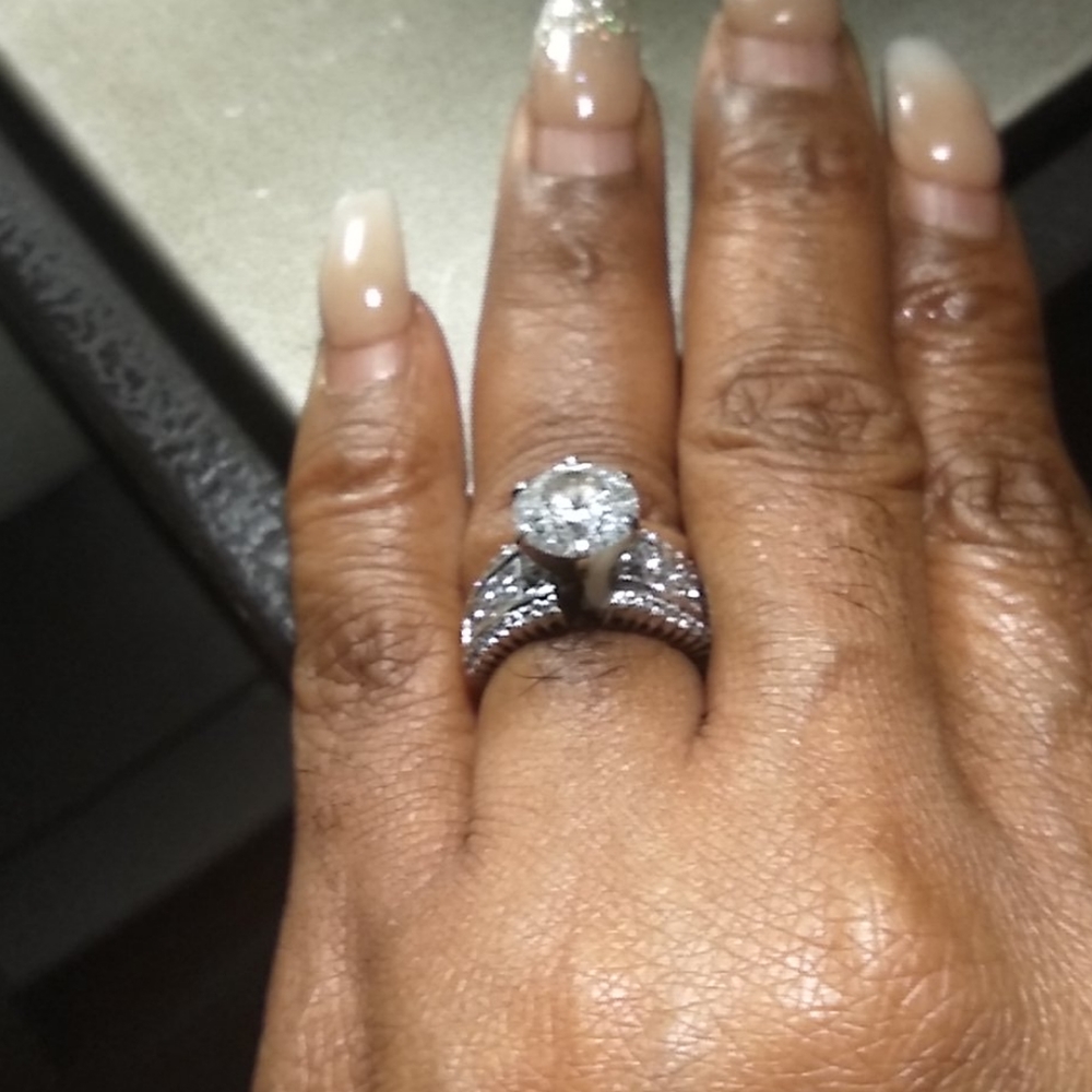 Diamond ring
